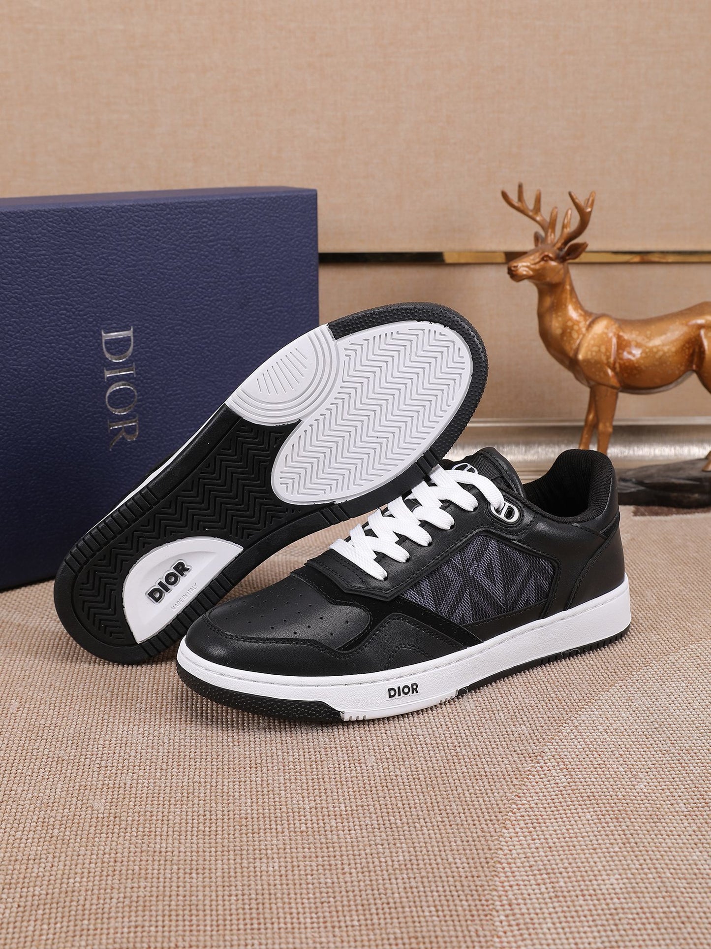 Dior Mens Sneakers Luxury Leather Casual Shoes With Oblique Pattern