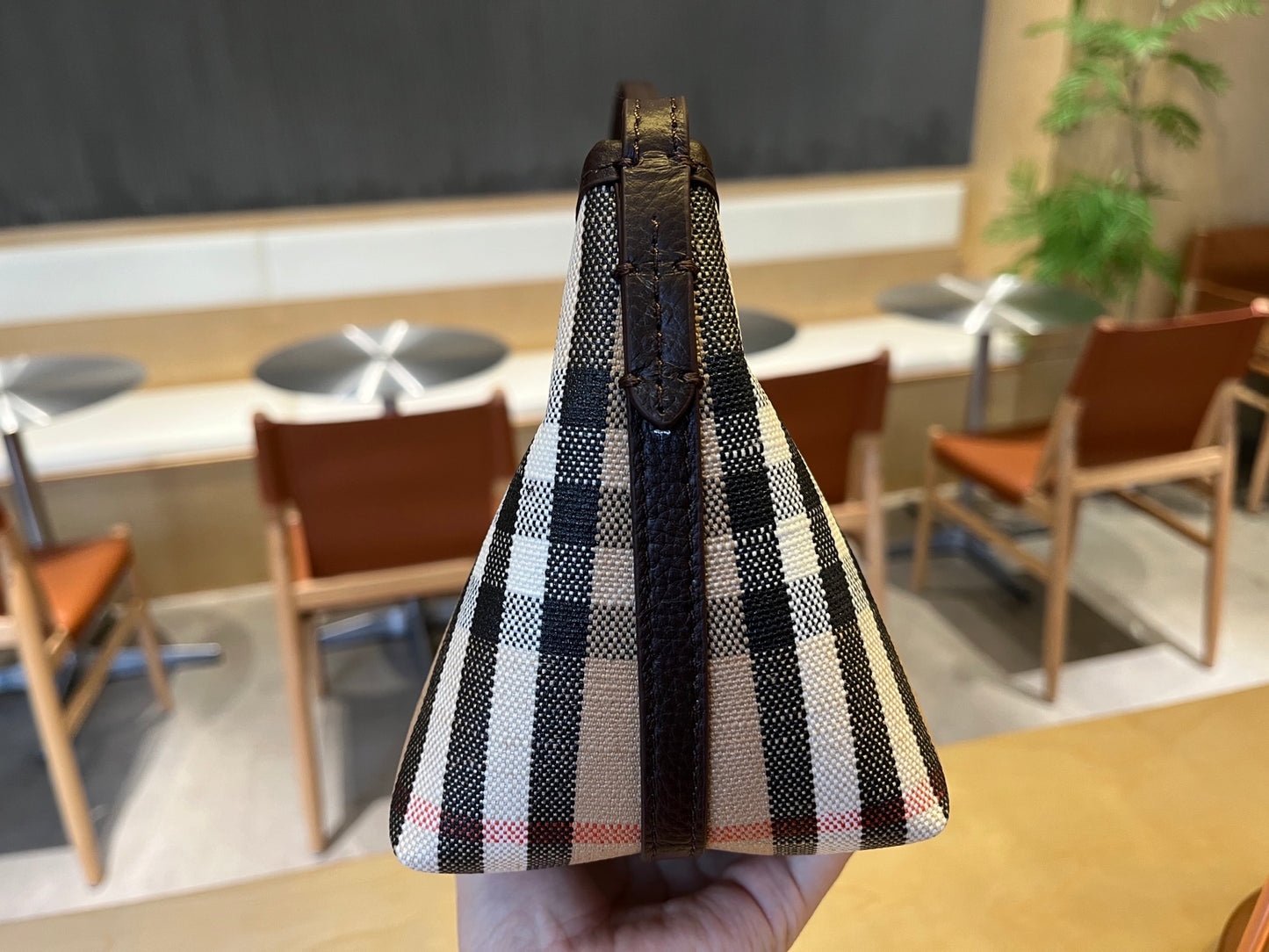 Burberry Checkered Shoulder Bag With Iconic Logo And Unique Handle Detail For Timeless Style Style No.2551