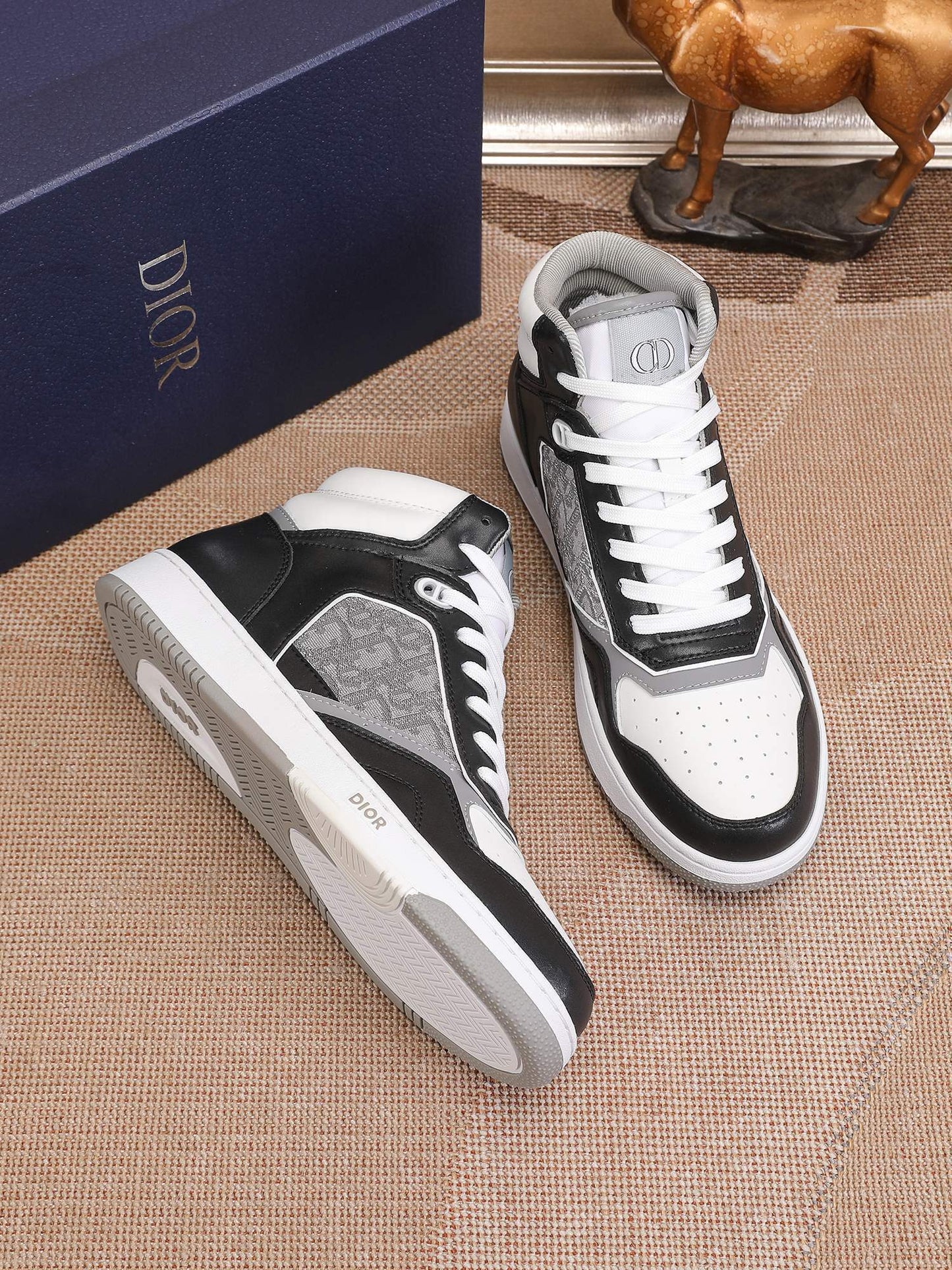 Dior Men's High Top Sneakers with Oblique Pattern and Adjustable Strap