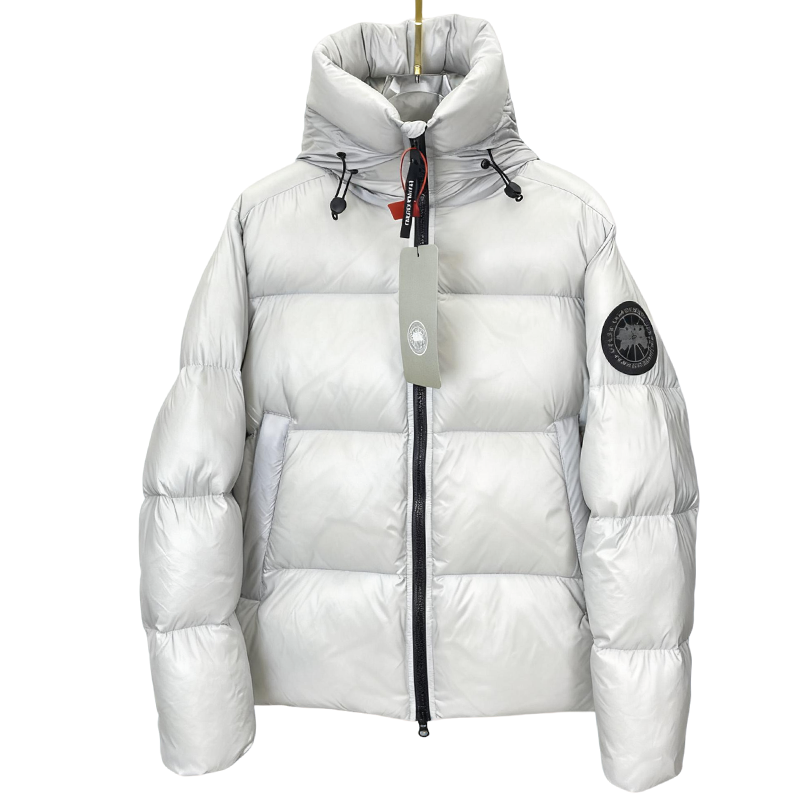 Light Gray Canada Goose Crofton Puffer Jacket For Winter Warmth And Style