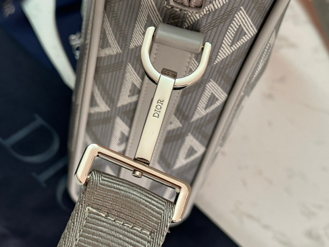 Elegant Dior Lingot Briefcase With Geometric Pattern And Signature Buckle 93266