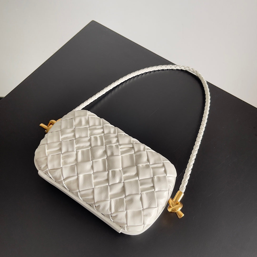 Bottega Veneta White Woven Leather Shoulder Bag With Braided Strap And Gold Hardware BV717623