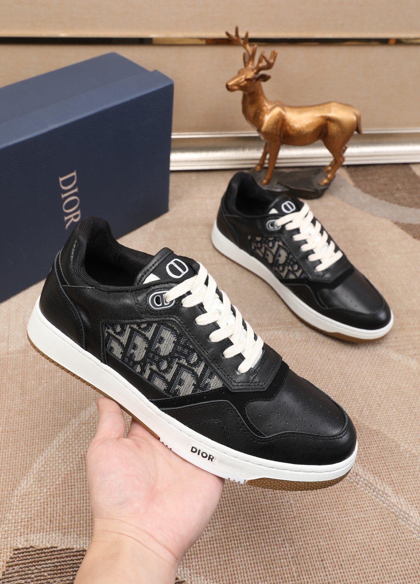 Dior Mens Sneakers Luxury Leather Casual Shoes With Oblique Pattern