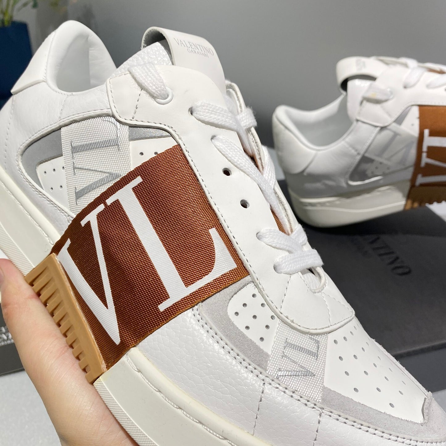 Valentino Unisex Sneakers VLTN Logo Luxury Fashion Sneakers