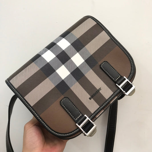 Classic Checkered Burberry Crossbody Bag With Buckle Details And Timeless Design Style No.80365521