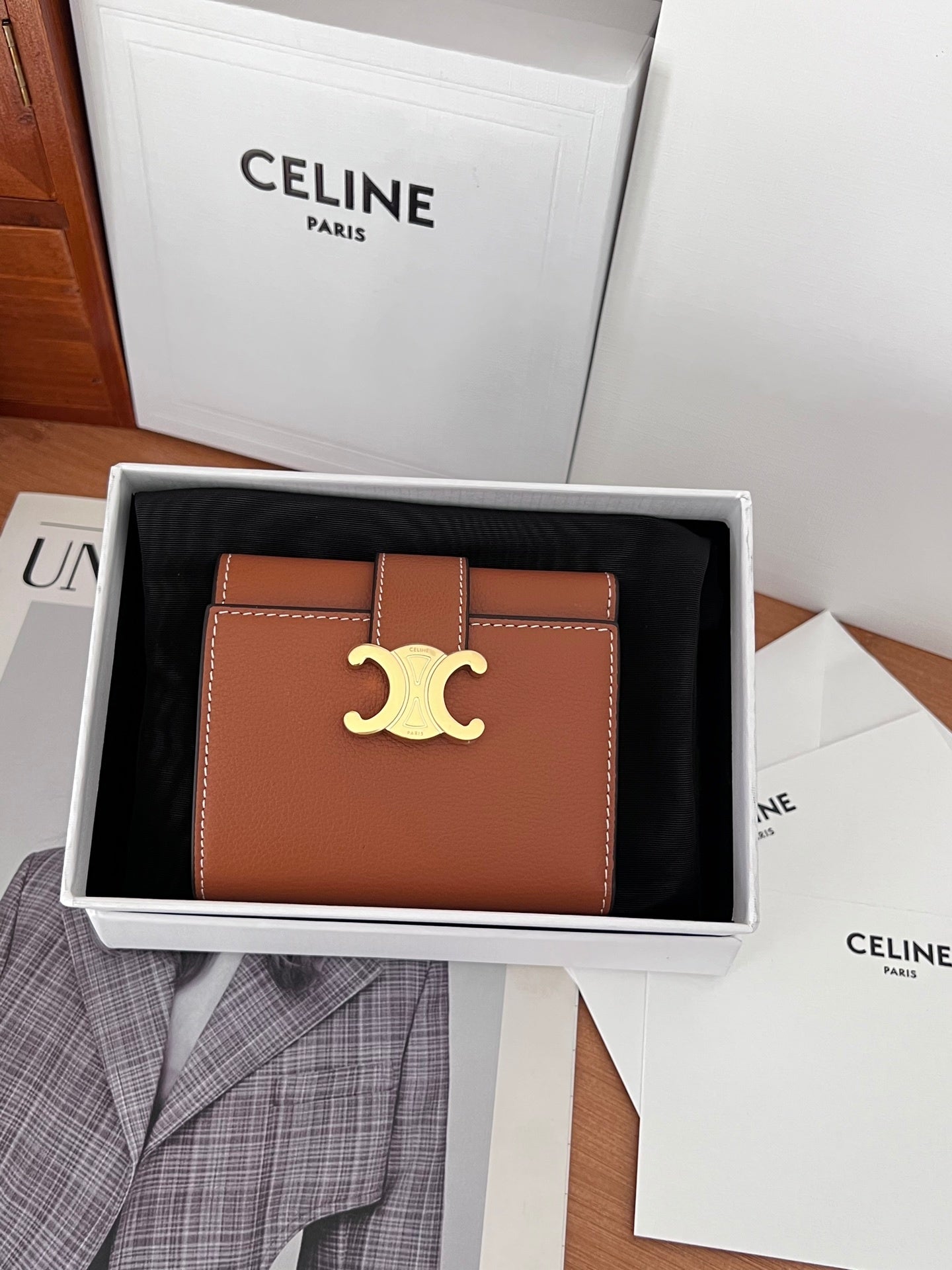 Celine VICTOIRE Triomphe Beige Leather Compact Wallet With Gold Hardware 100963