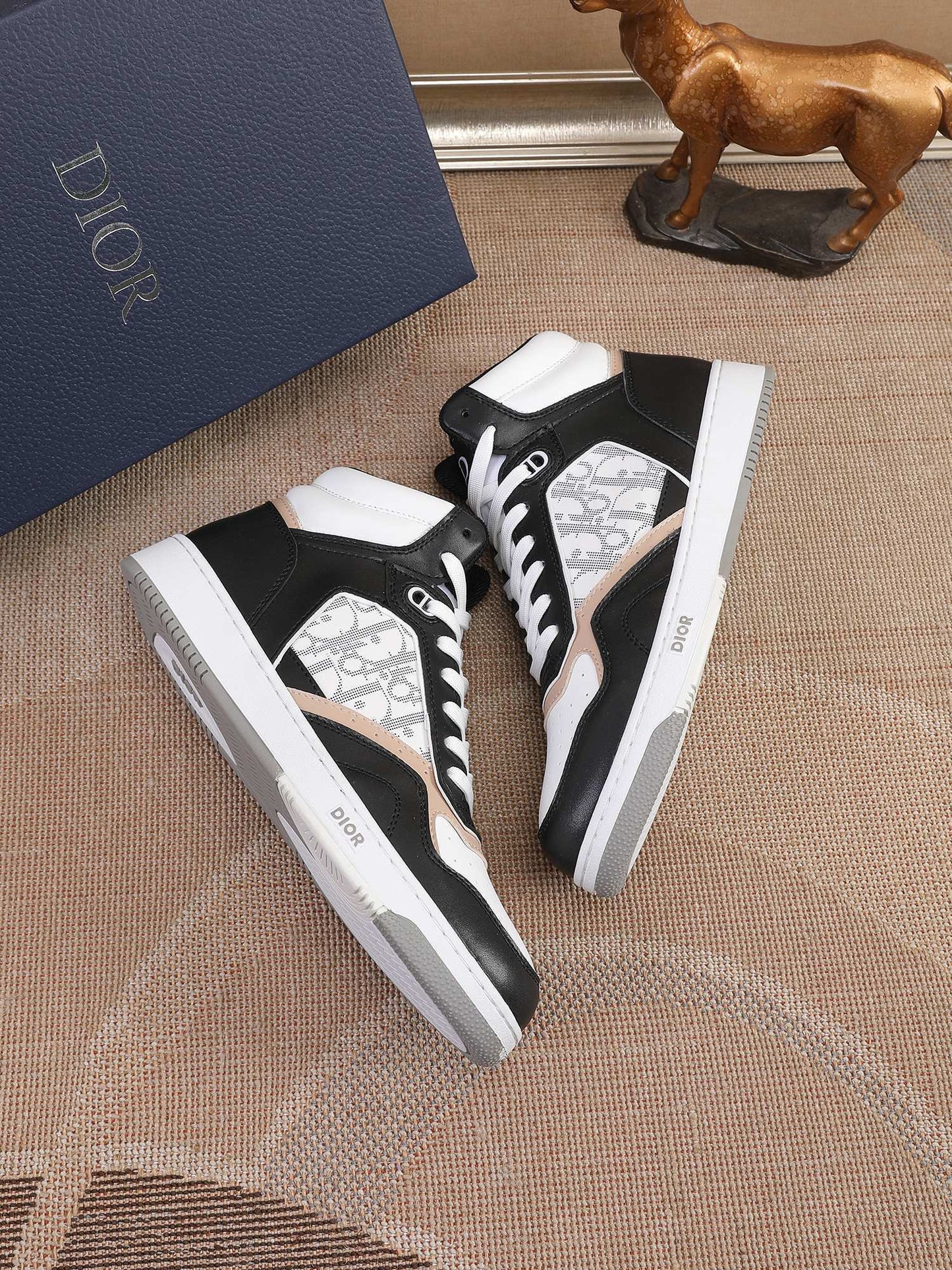 Dior Men's High Top Sneakers with Oblique Pattern and Adjustable Strap