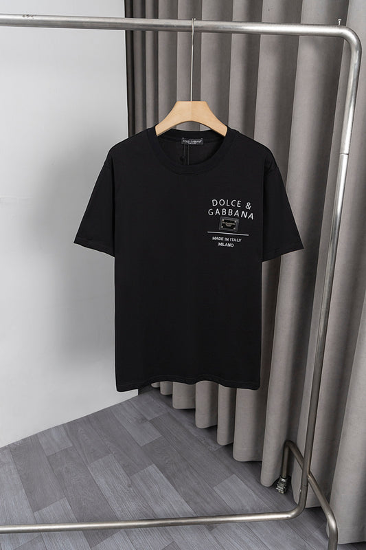 Elegant Dolce & Gabbana White/Black T - Shirt With Signature Branding For Fashion Enthusiasts