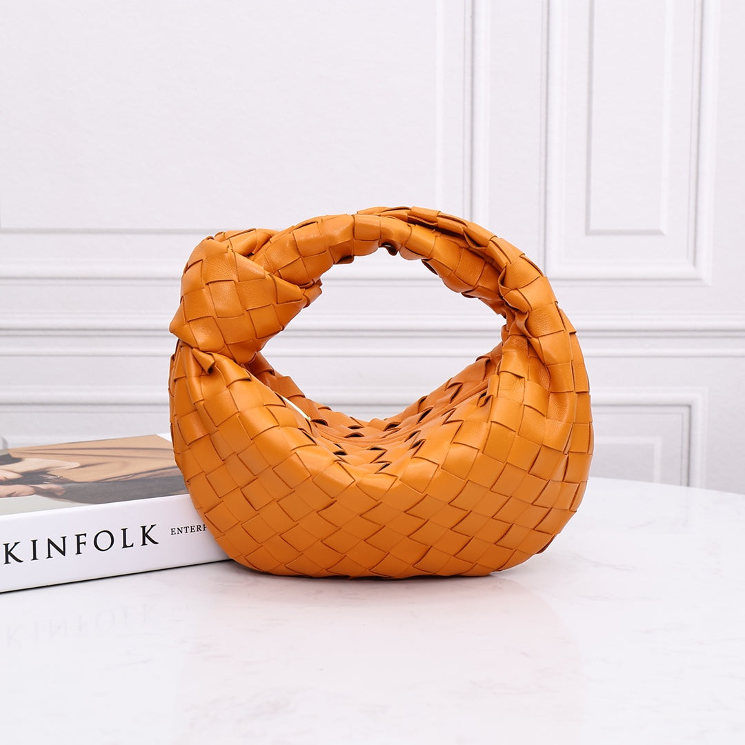 Bottega Veneta Jodie Bag in Light Green Intrecciato Leather with Knotted Handle Style No.6699