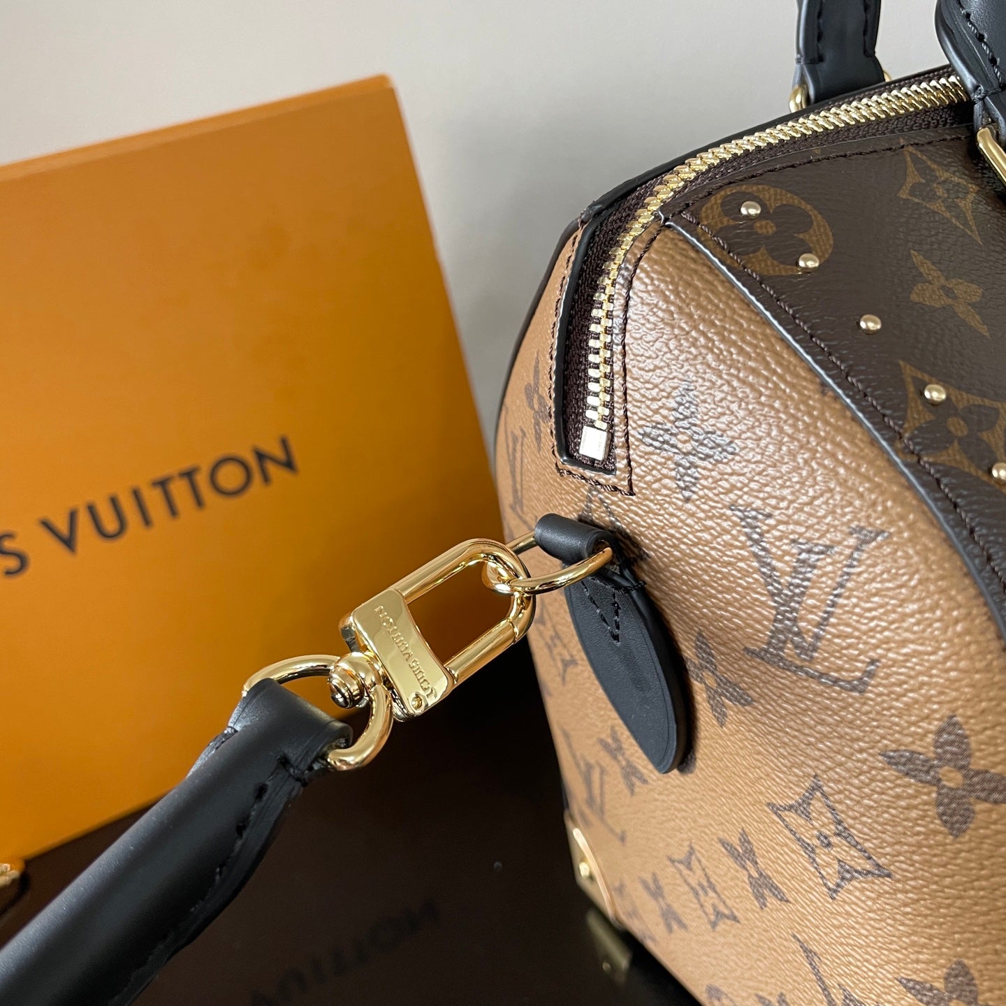 Louis Vuitton Speedy Trunk 25 Handbag In Monogram Canvas With Black Accents And Gold Hardware