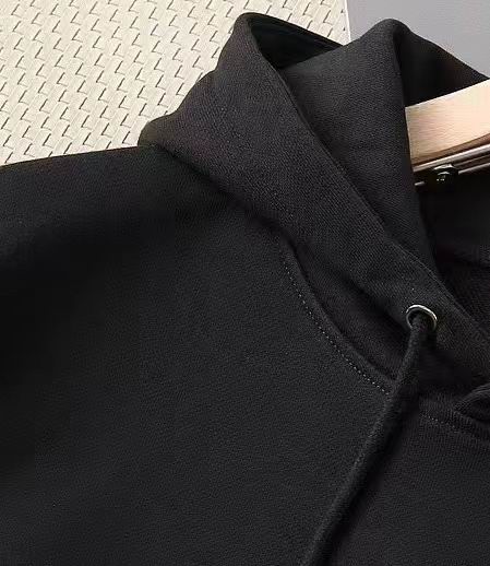 Burberry White Hoodie With Checkered Pattern And Brand Logo For Fashion Lovers