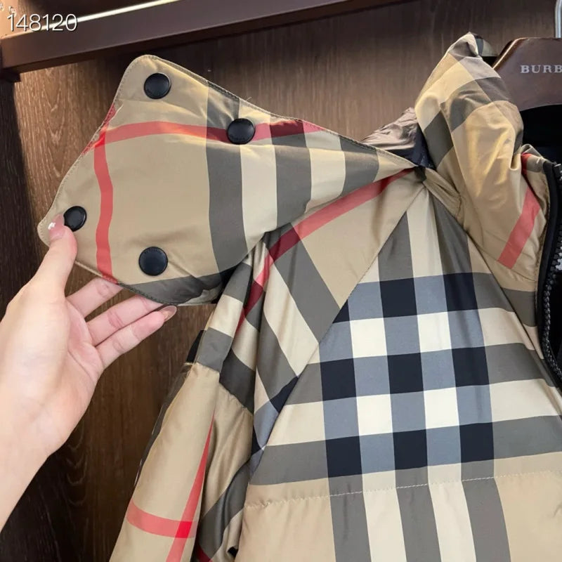 Burberry Iconic Check Pattern Puffer Jacket With Detachable Hood For Winter Fashion