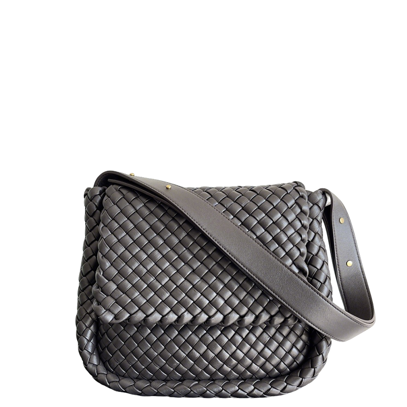 Bottega Veneta Woven Leather Crossbody Bag With Distinctive Pattern And Adjustable Strap Style No.709418