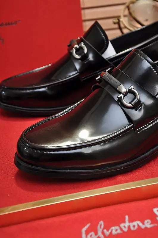 Salvatore Ferragamo Men's Polished Black Leather Gancini Loafers