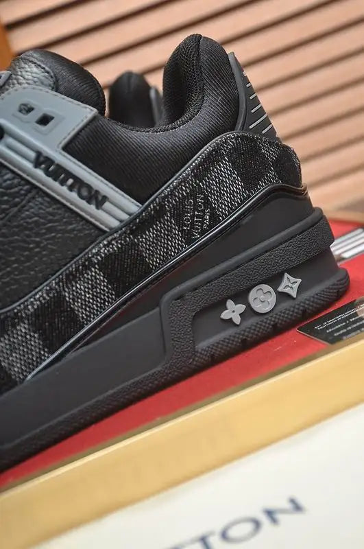 Unisex Louis Vuitton Sneakers With Stylish Checkered Design For All