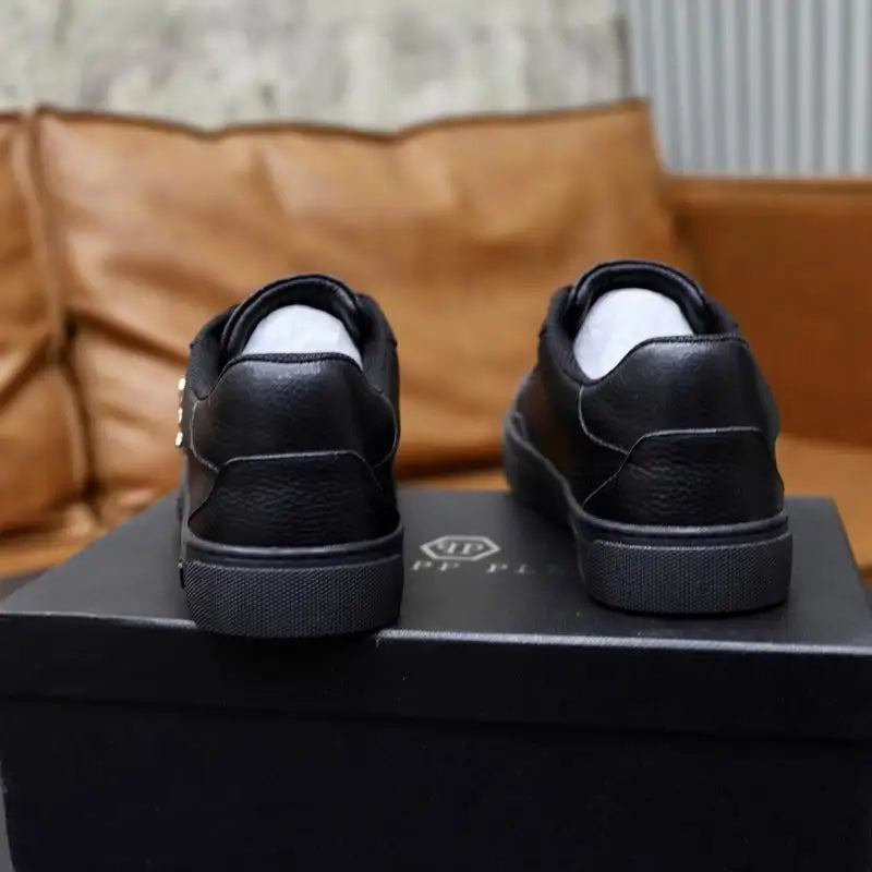 Philipp Plein Black Leather Sneakers With Skull And Crossbones Detail