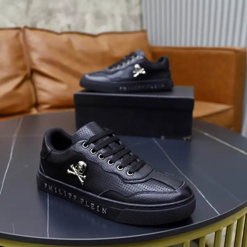Philipp Plein Black Leather Sneakers With Skull And Crossbones Detail