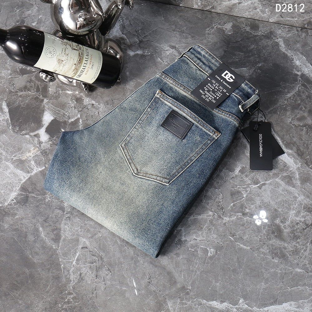 Dolce & Gabbana Light Blue Denim Jeans With Artistic Embellishments