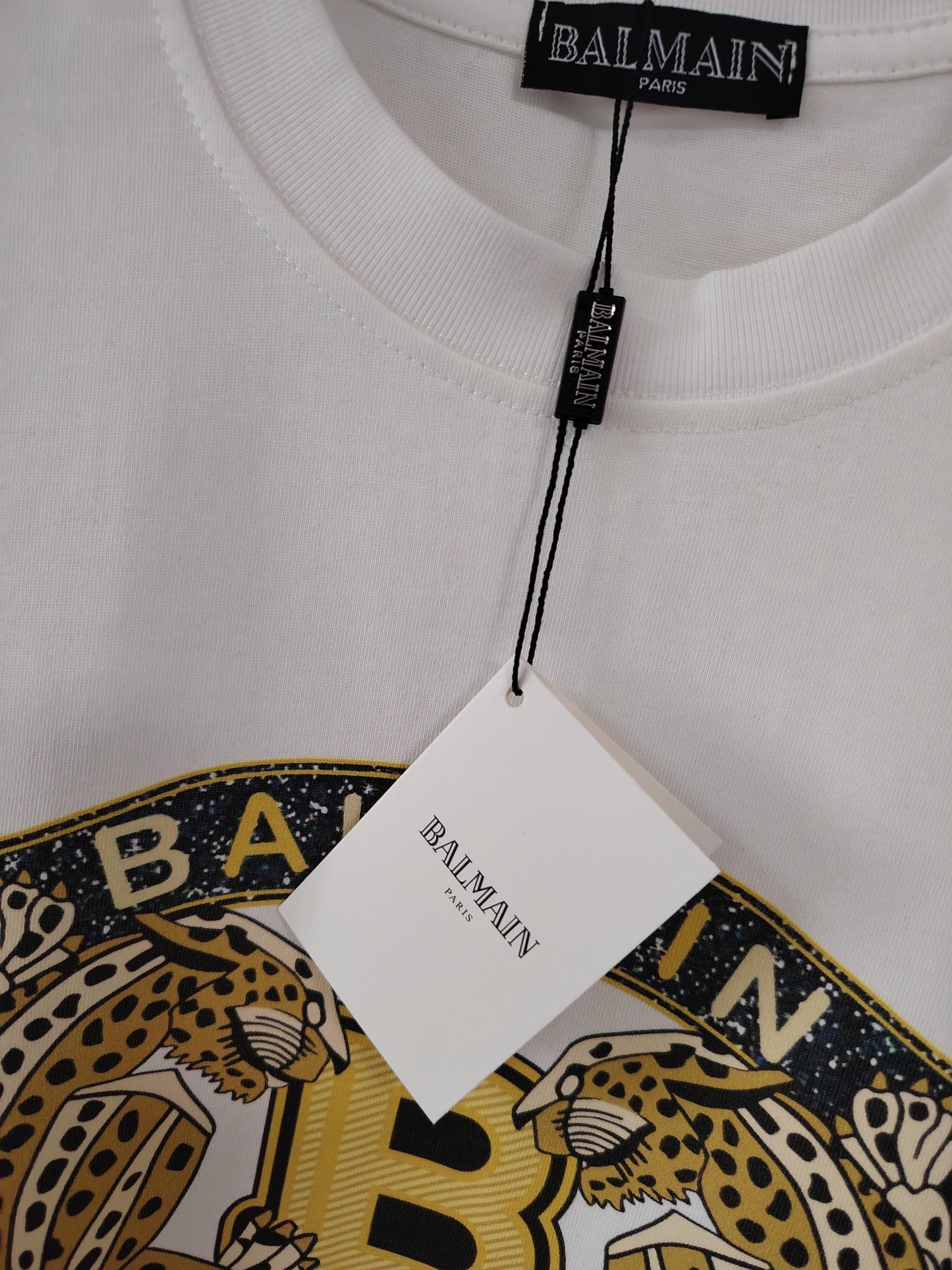Balmain Black/White Tee With Embroidered Leopard Logo For Luxury Streetwear Style