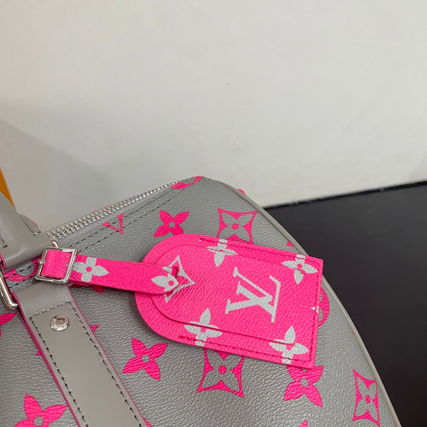 Stylish Louis Vuitton Keepall Bandoulière 35 Bag In Gray With Pink Monogram For Travel And Fashion