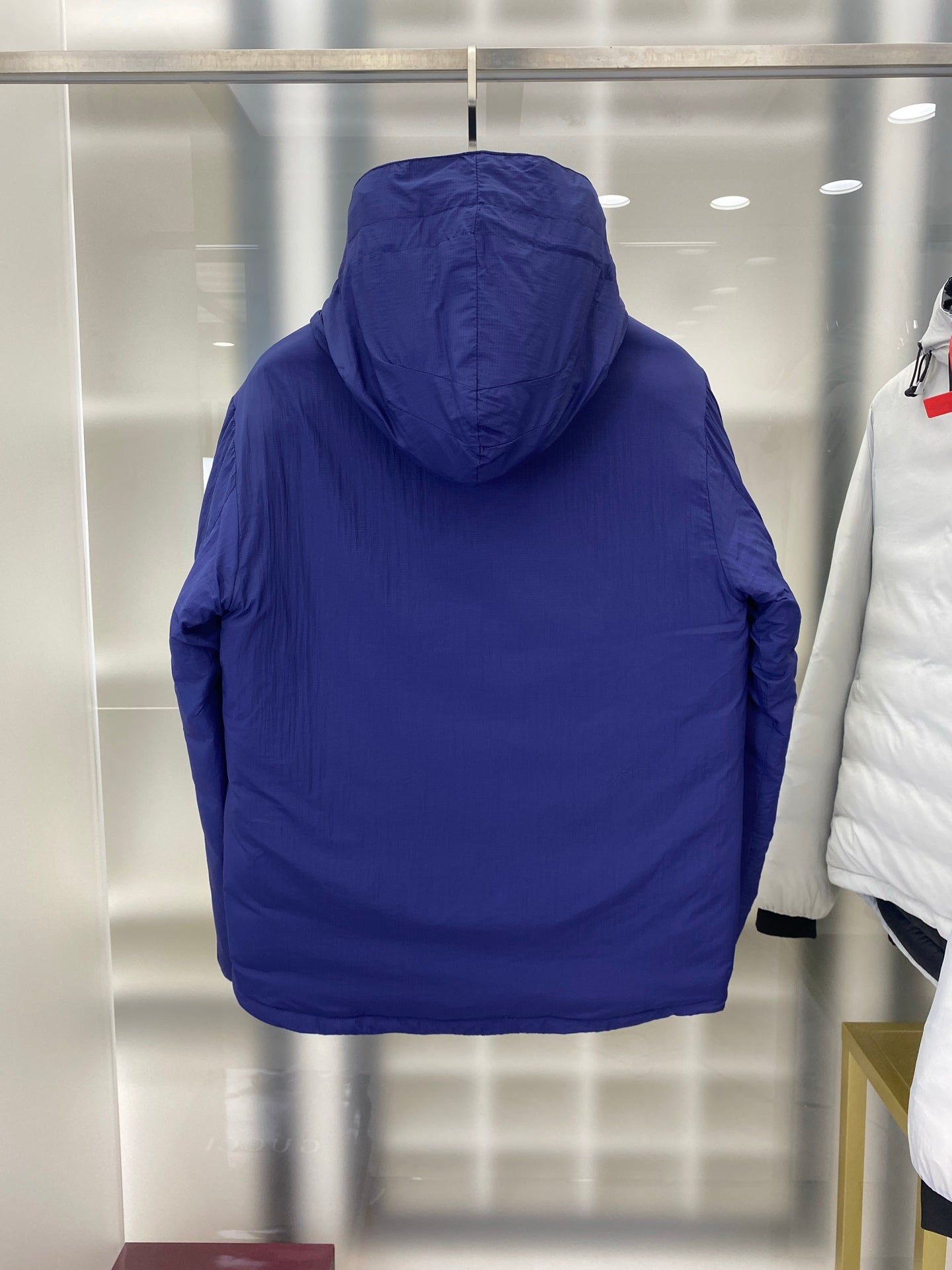 Vibrant Blue Canada Goose Crofton Puffer Jacket For Cold - Weather Adventures
