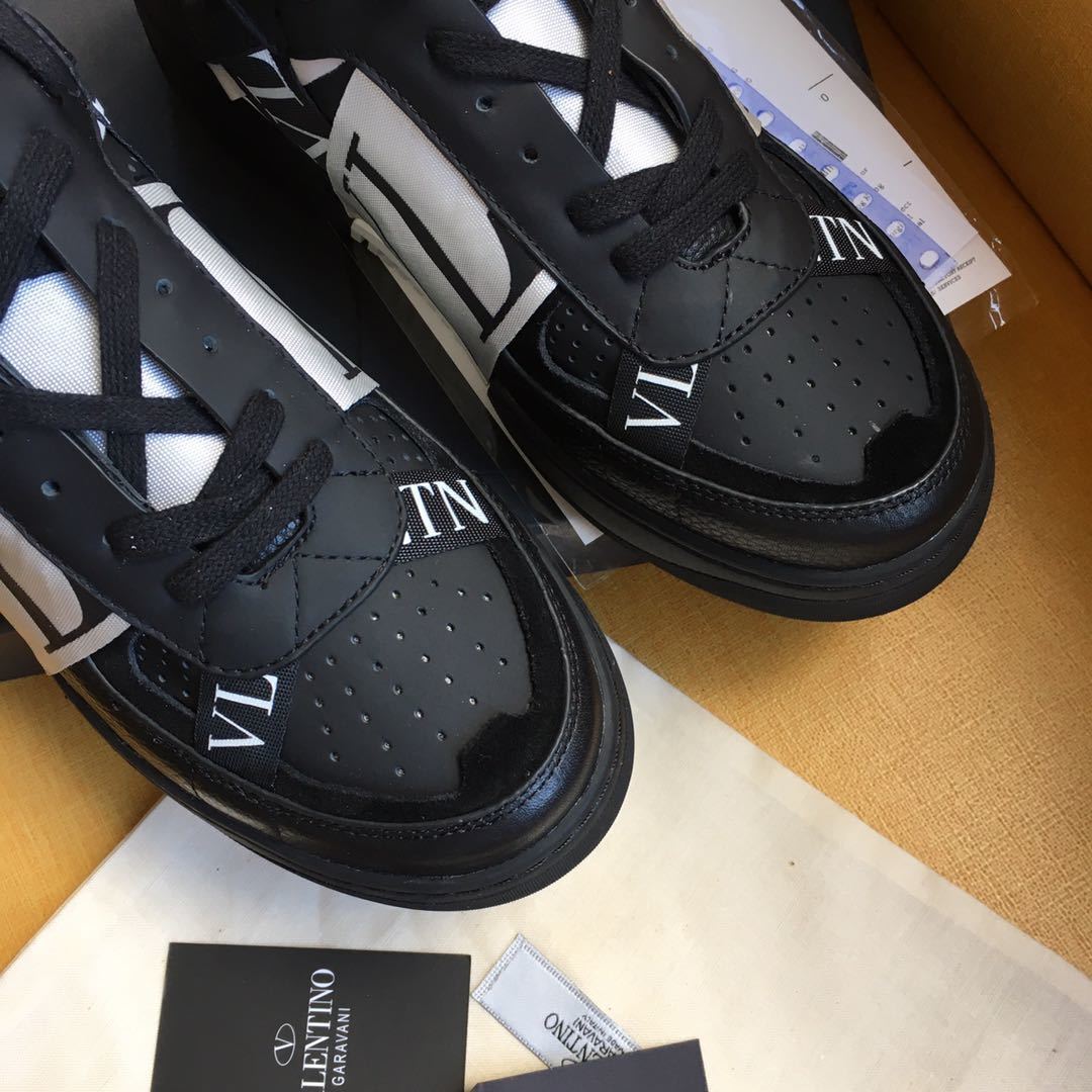 Valentino Unisex Sneakers VLTN Logo Luxury Fashion Sneakers