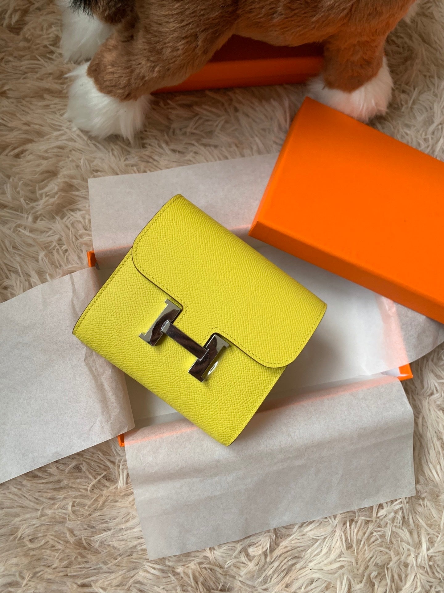 Elegant Brown Hermes Constance Wallet with Iconic H Buckle 1313