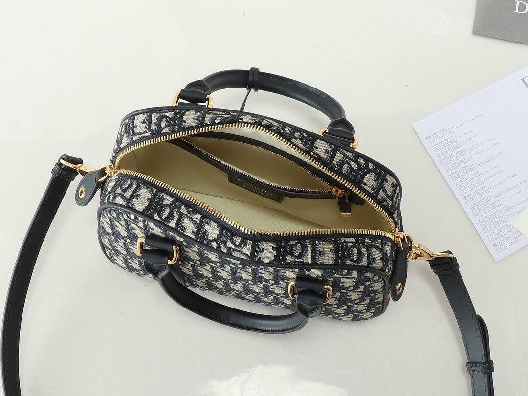 Stylish Dior D-Vibe Handbag With Signature Oblique Pattern And Gold - Tone Hardware M1340
