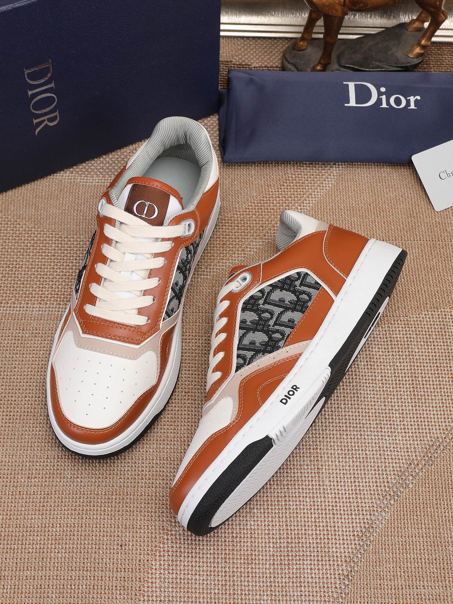 Dior Mens Sneakers Luxury Leather Casual Shoes With Oblique Pattern