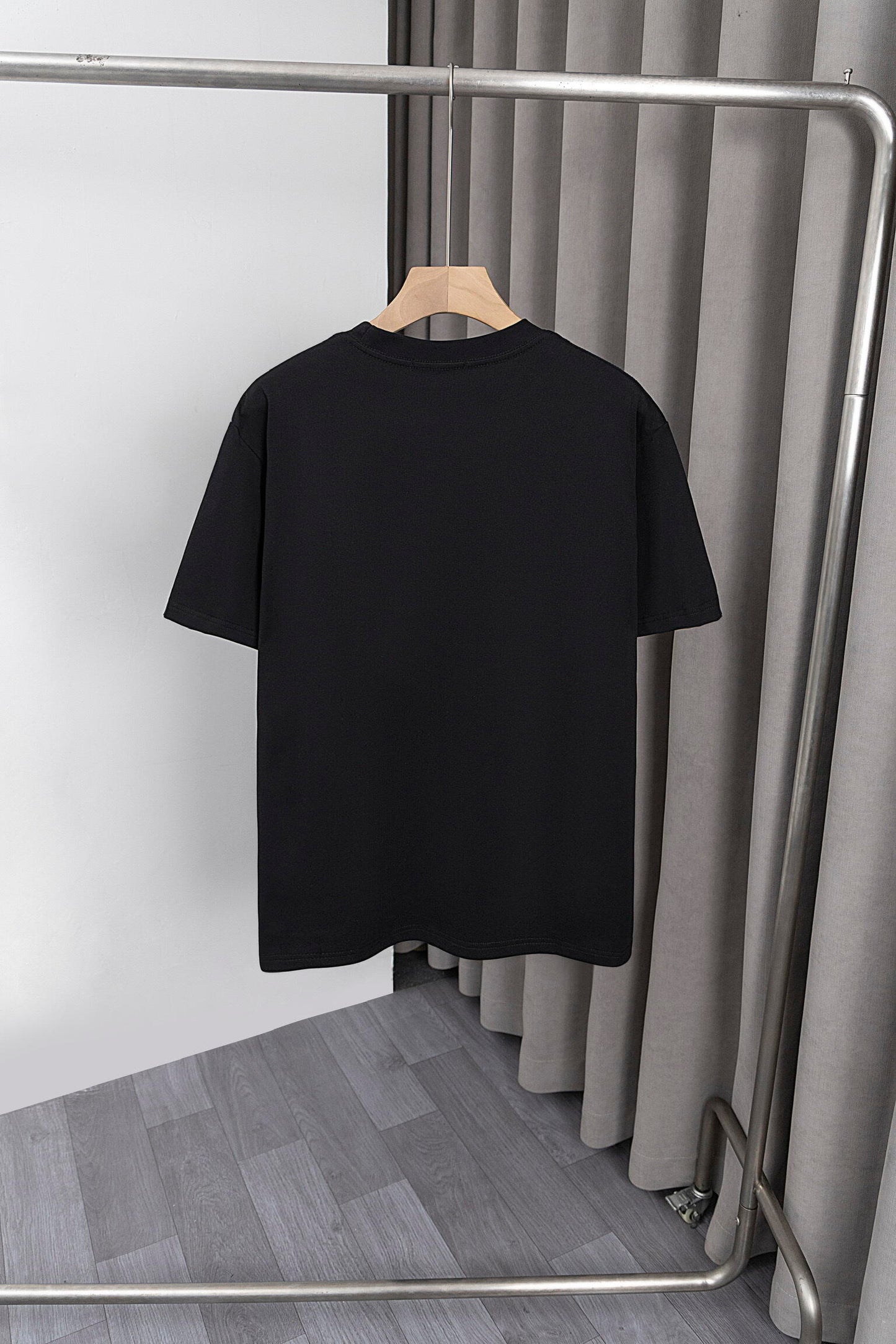 Prada Black/White Tee With Signature Logo Detailing For Luxury Fashion Lovers