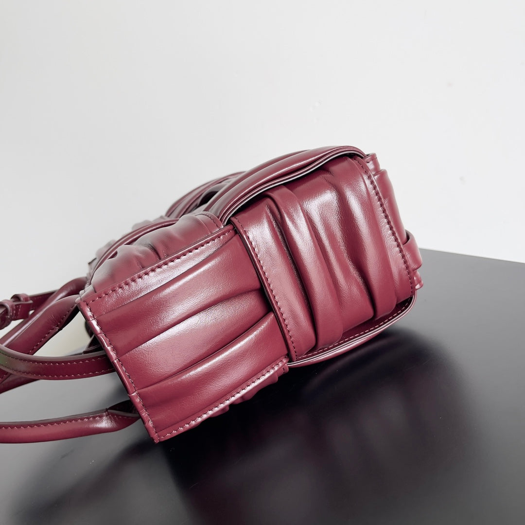 Bottega Veneta Burgundy Ruched Leather Tote Bag With Dual Handles And Adjustable Strap BV729042