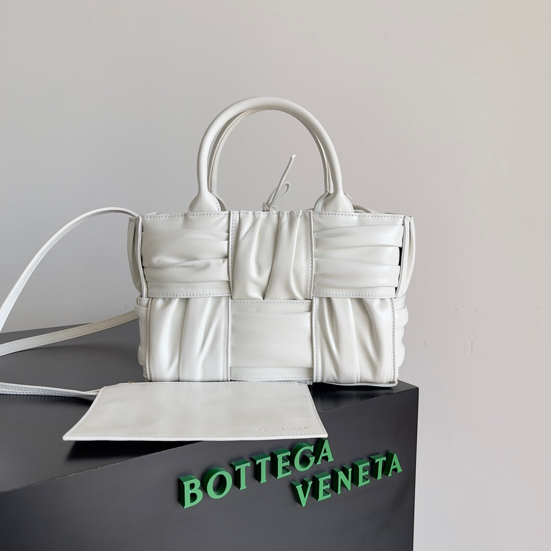 Bottega Veneta Burgundy Ruched Leather Tote Bag With Dual Handles And Adjustable Strap BV729042