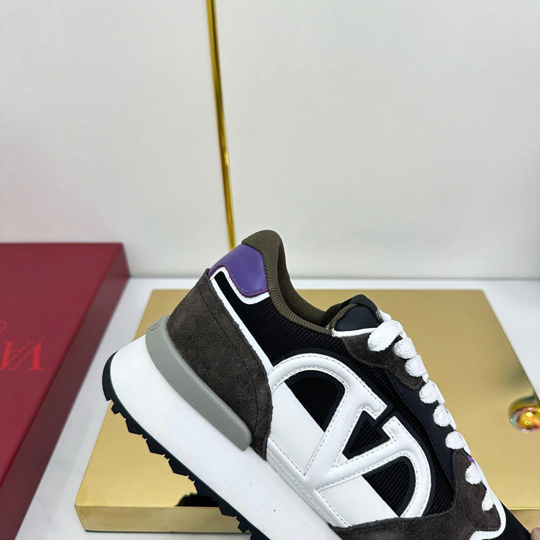 Valentino Garavani Stylish Color - Block Casual Sneakers For Trendsetters