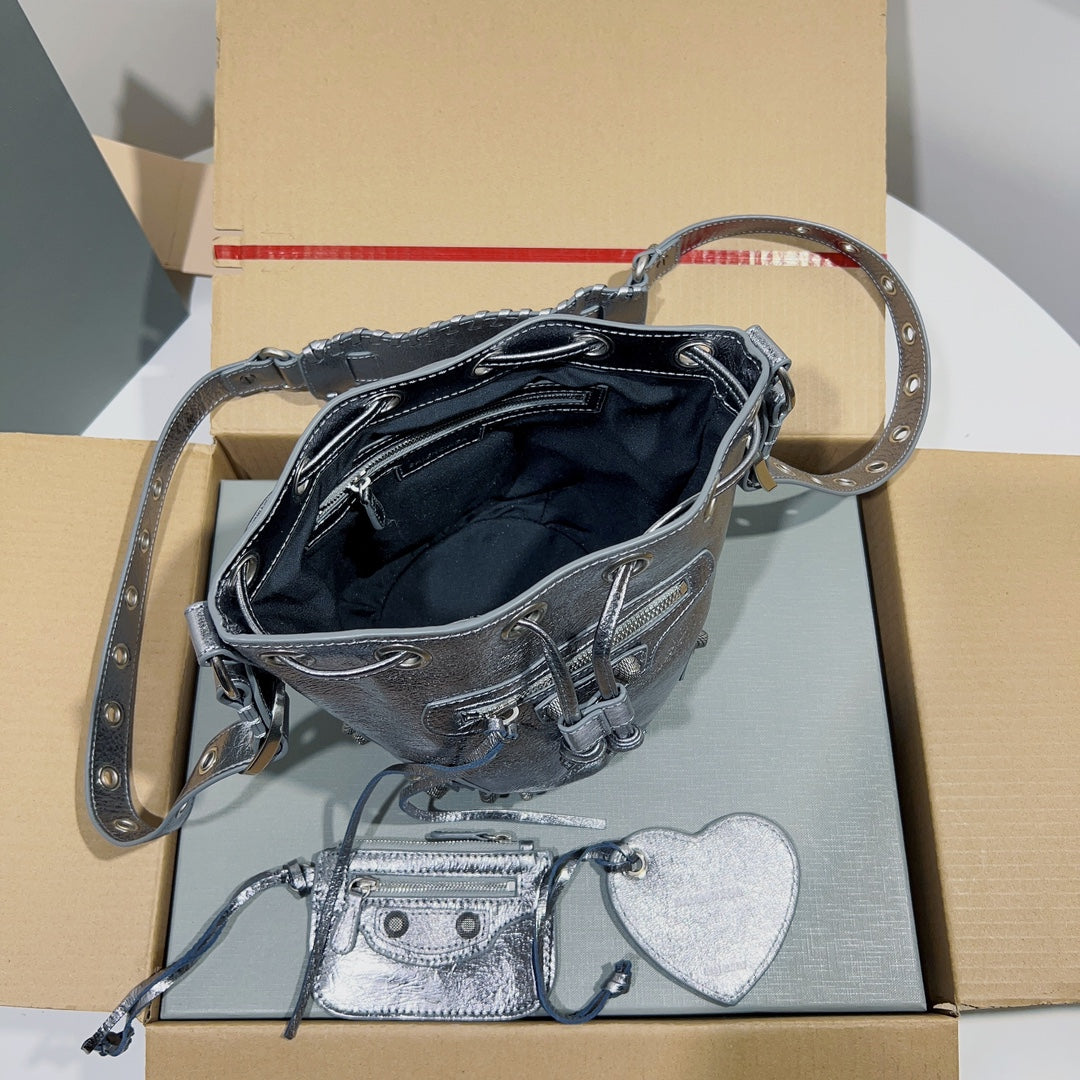 Metallic Black Balenciaga Bucket Bag with Adjustable Straps and Matching Pouch for Stylish Functionality Style No.3032