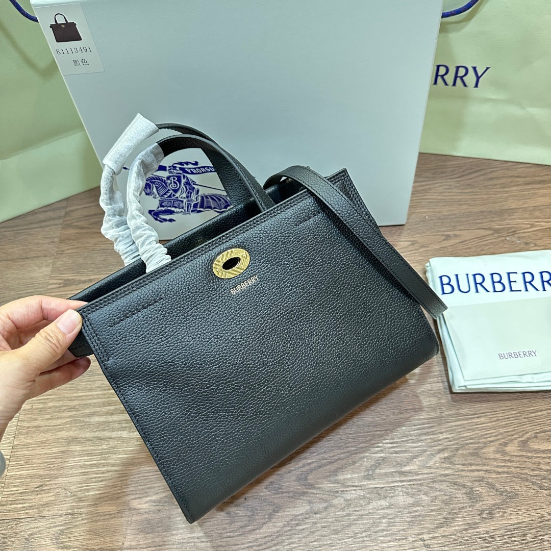 Timeless Cream Burberry Handbag with Gold - Tone Embellishment and Detachable Strap Style No.3491
