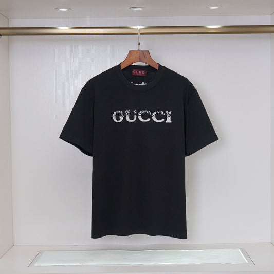 Gucci White/Black Tee With Signature Logo For Timeless Luxury Fashion Enthusiasts