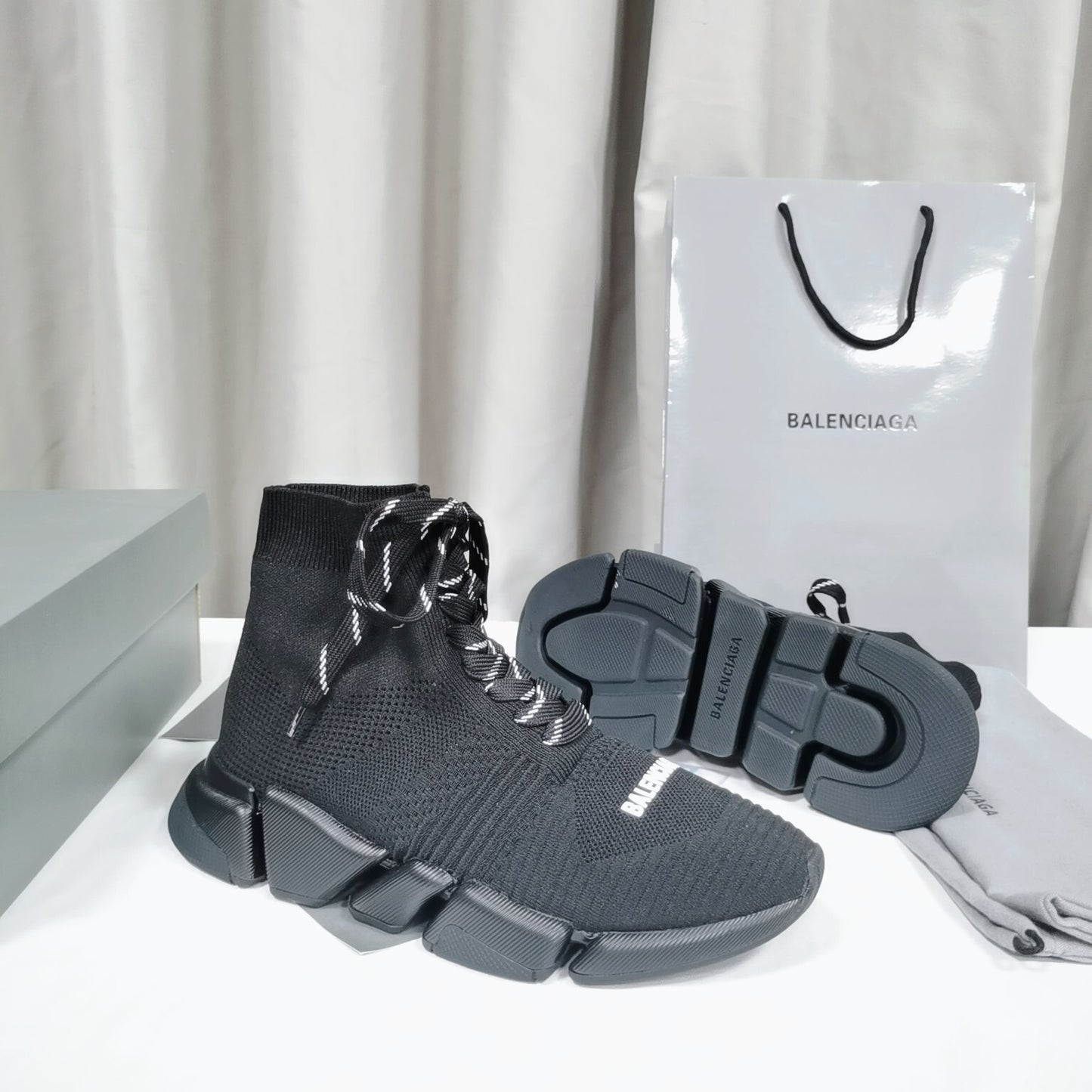 Balenciaga Unisex Black Lace-up Sock Sneakers Trendy Option for Fashion-forward Men and Women