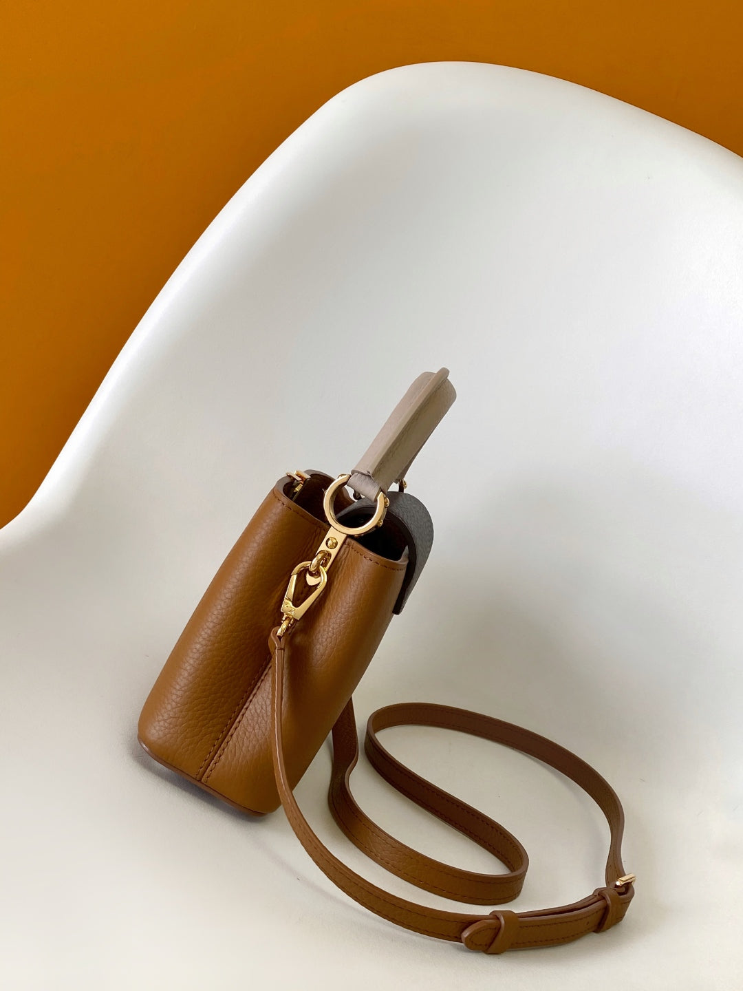 Stylish Louis Vuitton Capucines Bag in Brown Grained Leather for Fashion Enthusiasts 3 colors available