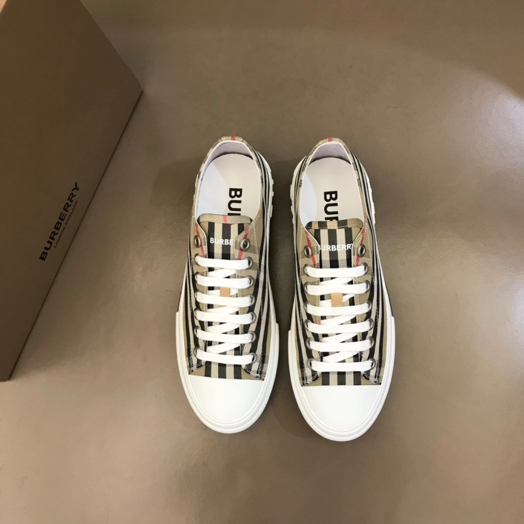 Burberry Unisex Plaid Canvas Sneakers Stylish Comfortable Footwear For Men And Women