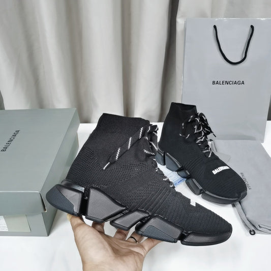 Balenciaga Unisex Black Lace-up Sock Sneakers Trendy Option for Fashion-forward Men and Women