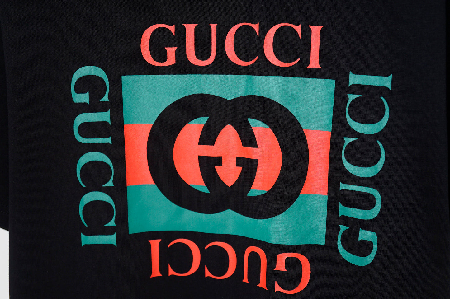 Gucci White/Black Tee With Classic Color - Block Logo For Luxury Streetwear Fans