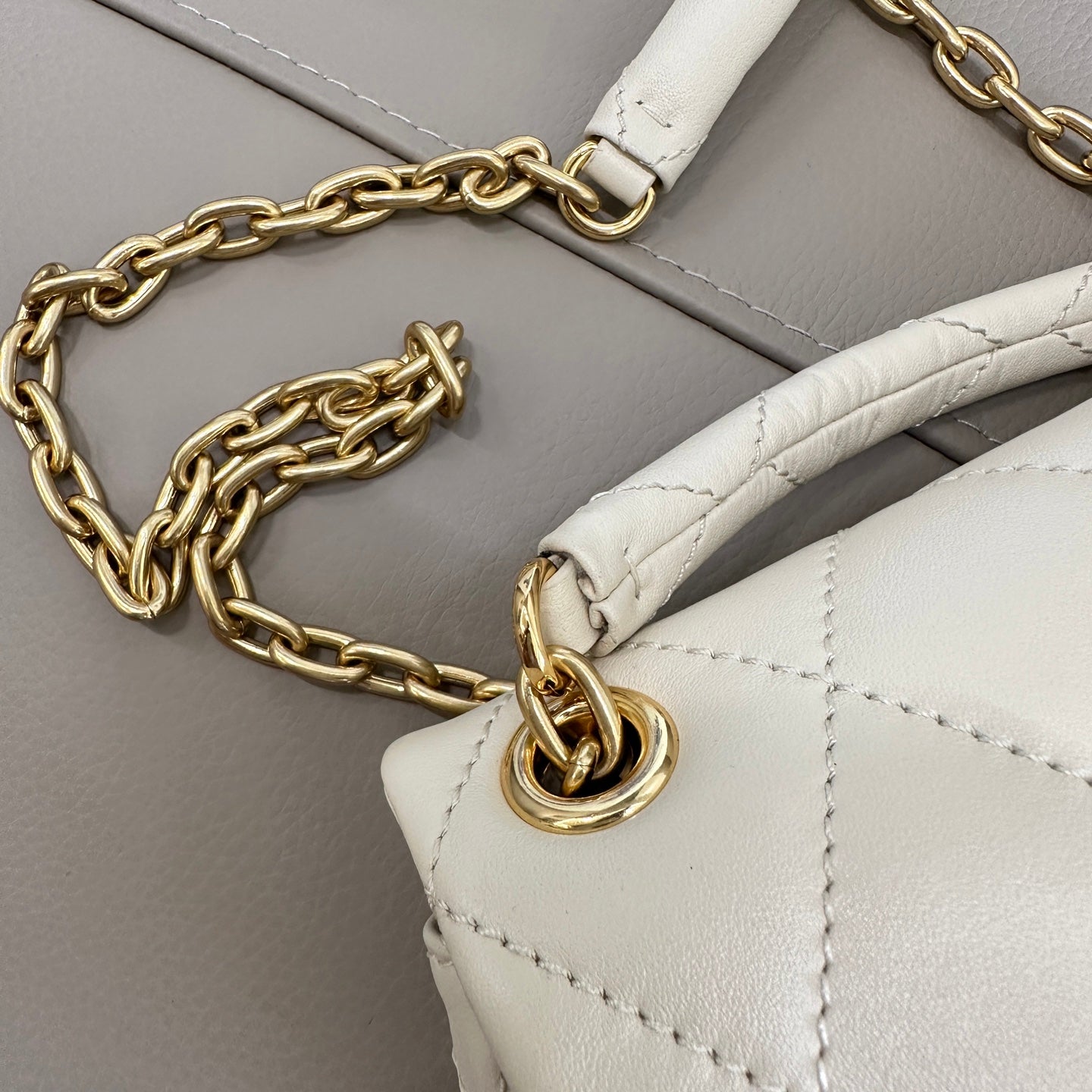 White/Red/Black Quilted Burberry Crossbody Bag with Gold Chain Strap and Iconic Logo Style No.2641