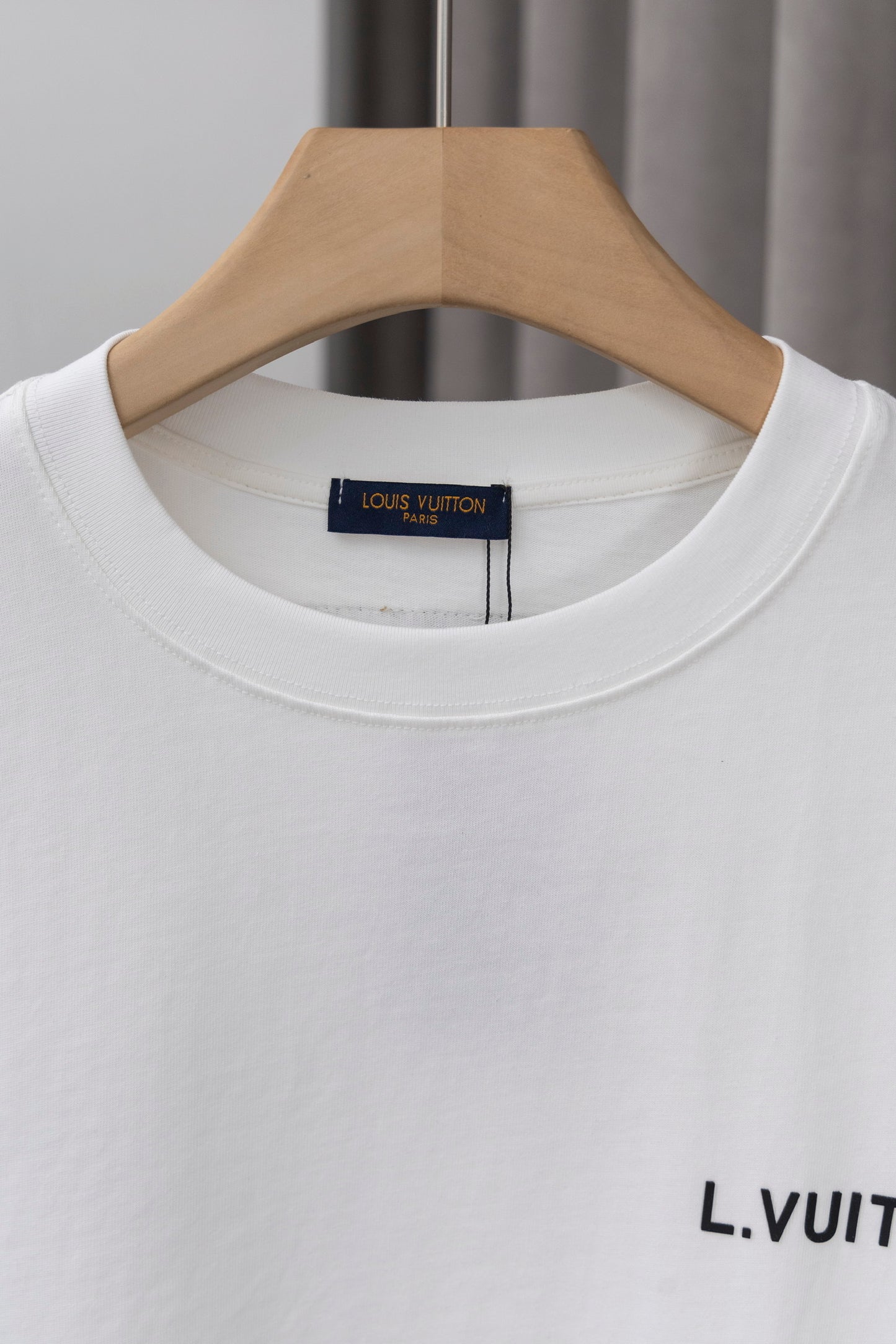 Louis Vuitton White/Black Short Sleeve T shirt with Classic Brand Logo on Chest