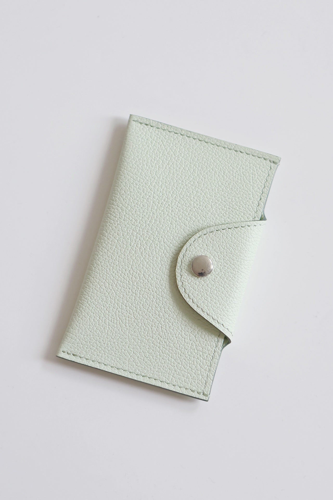 Gorgeous Orange Hermes Leather Card Holder with Button Closure IDE-022