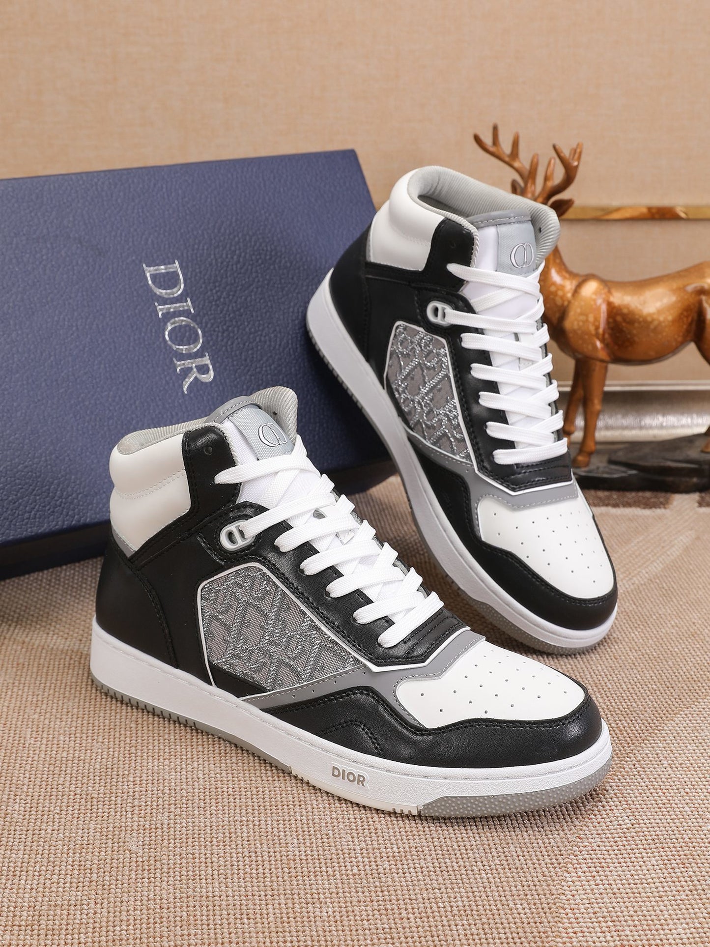 Dior Men's High Top Sneakers with Oblique Pattern and Adjustable Strap