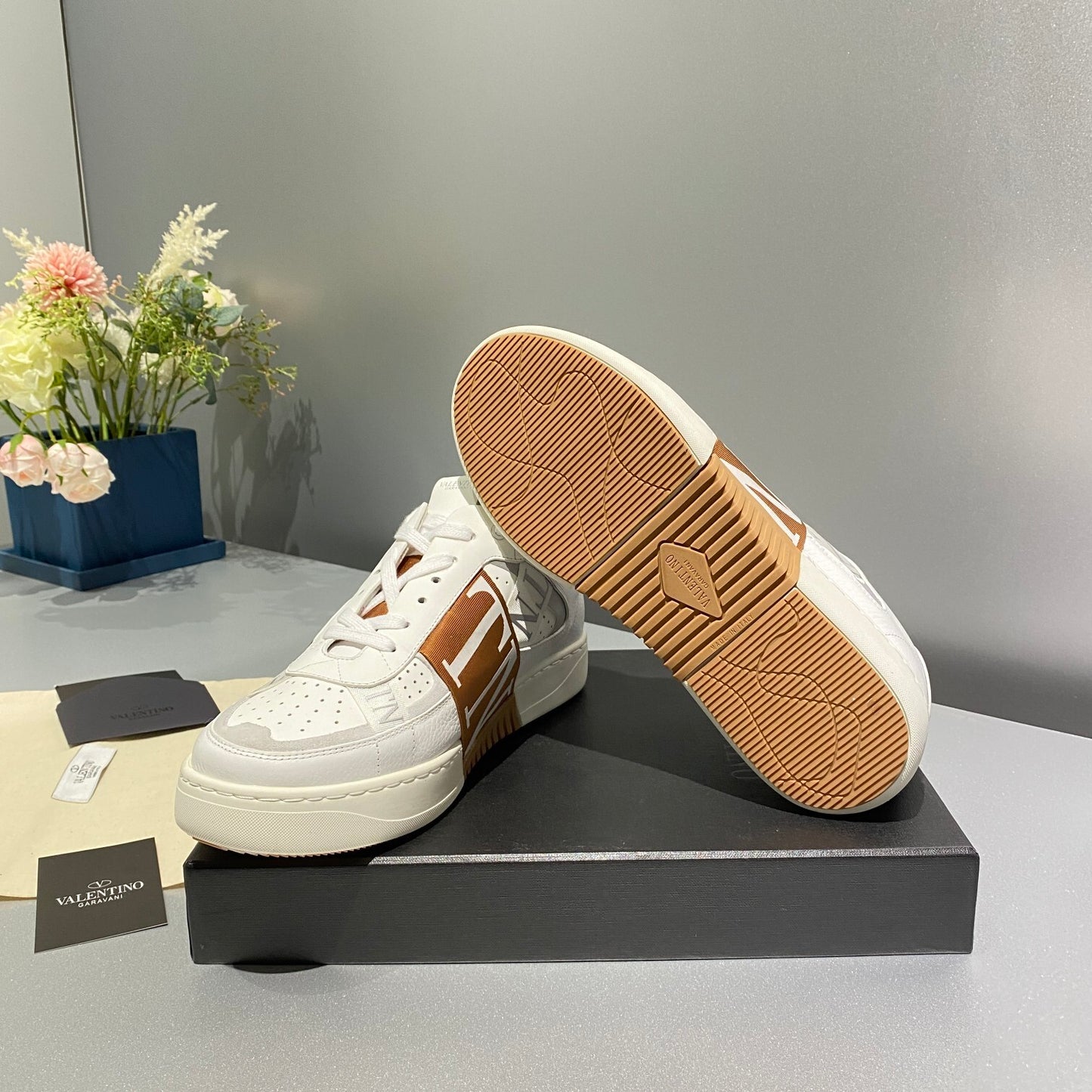 Valentino Unisex Sneakers VLTN Logo Luxury Fashion Sneakers