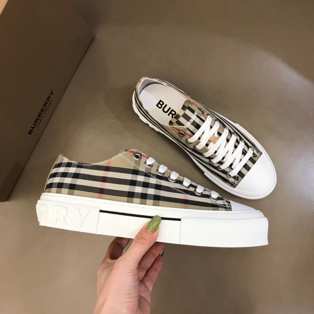 Burberry Unisex Plaid Canvas Sneakers Stylish Comfortable Footwear For Men And Women