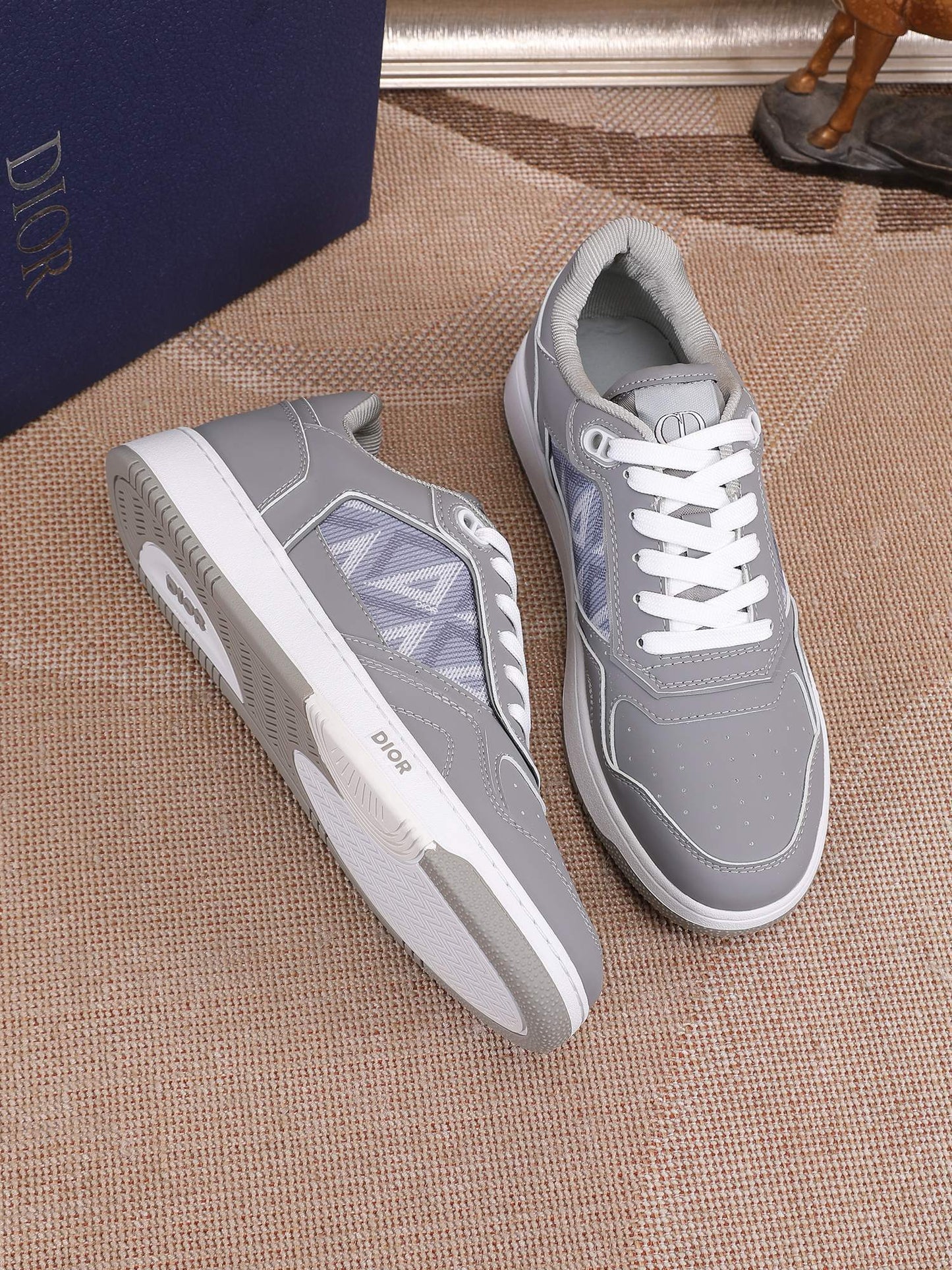 Dior Mens Sneakers Luxury Leather Casual Shoes With Oblique Pattern