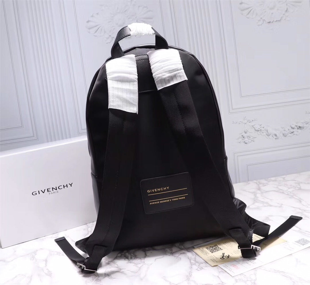 Stylish Givenchy Color - Block Nylon Backpack With Logo Strap 4048