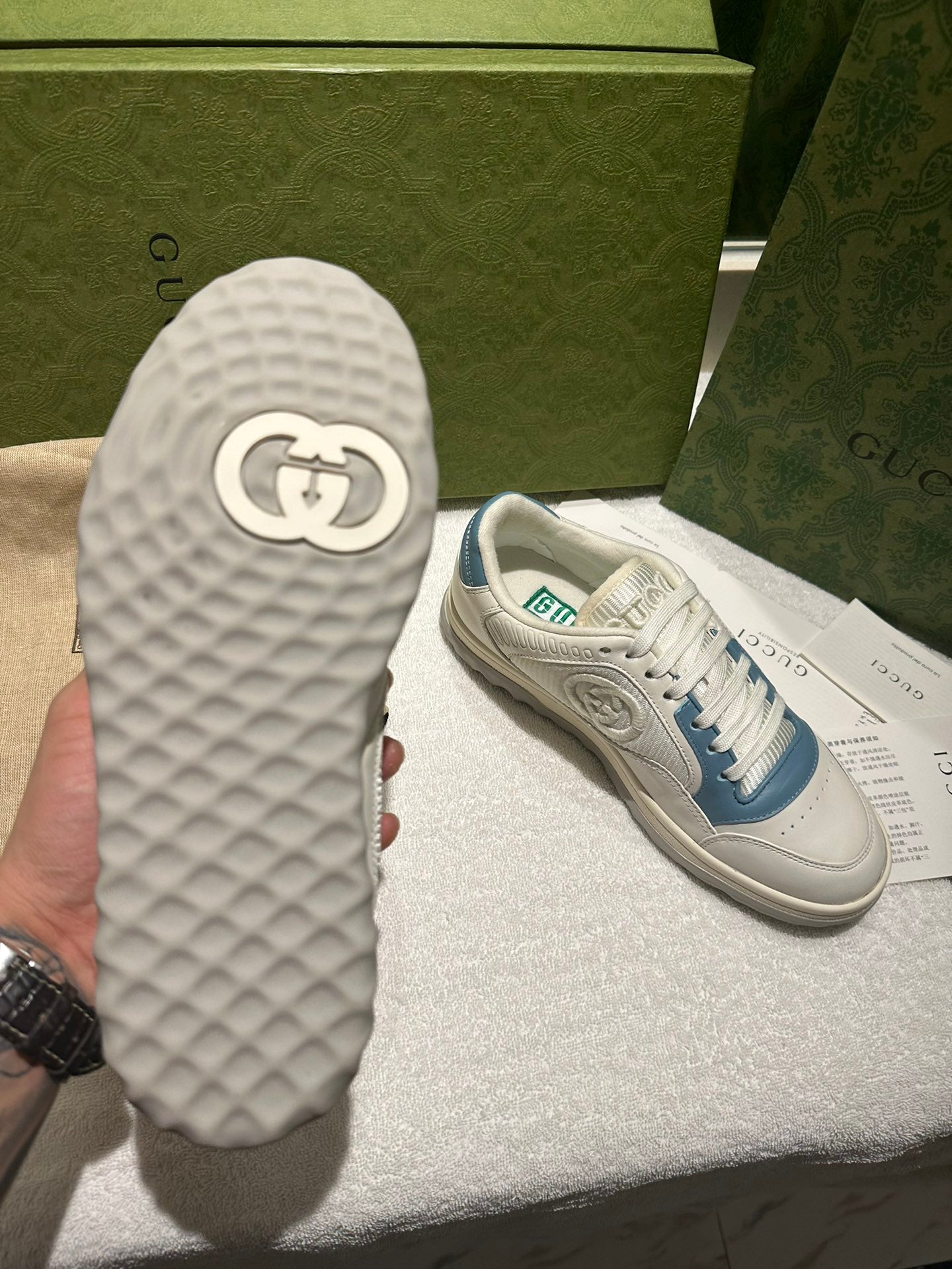 Gucci MAC80 Cream And Blue Leather Sneakers With Interlocking G